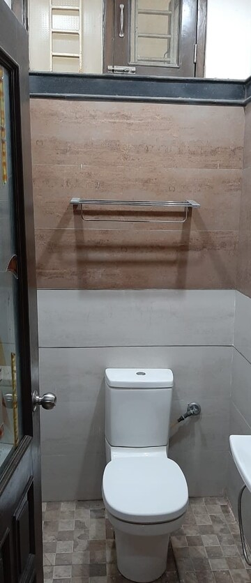 Furnished Amenities in 3 BHK Villa at Chuna Bhatti – for Sale