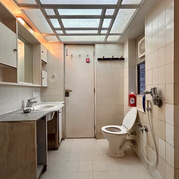 Team Area in 2 BHK Apartment at Hiranandani Garden Eden III, Jalvayu Vihar – for Rent
