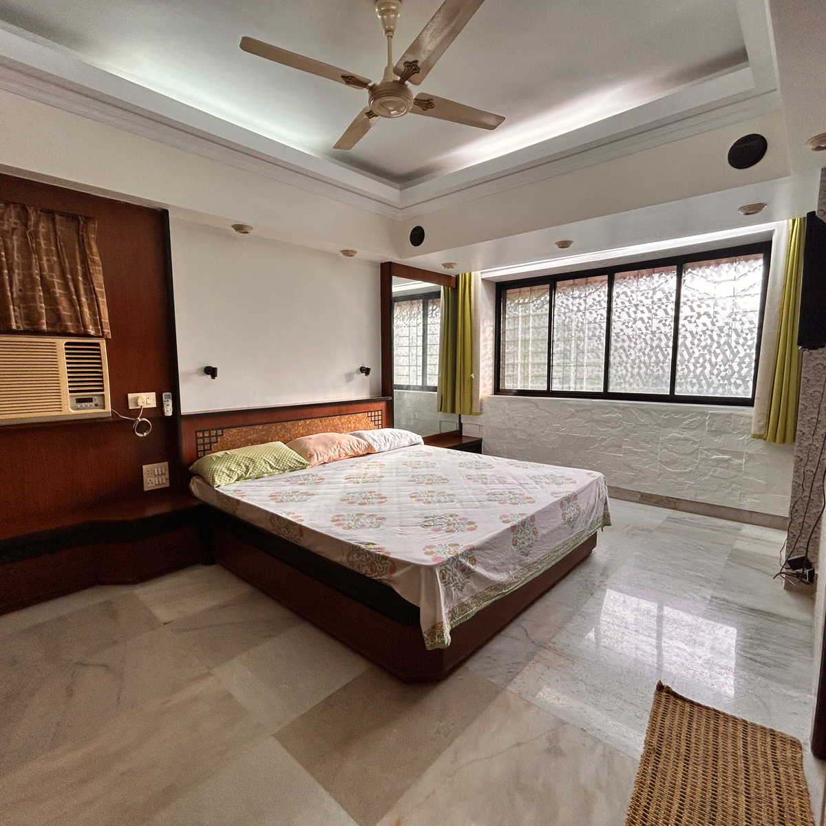 2 BHK + Extra Room Apartment For Rent in Hiranandani Garden Eden III