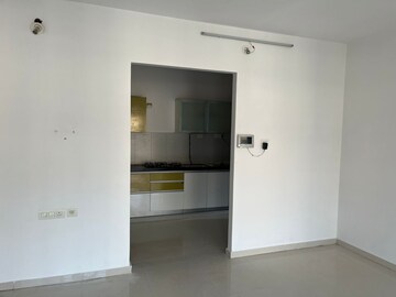 Room in 4 BHK Apartment at Pride World City Brooklyn, Charholi Budruk – for Sale