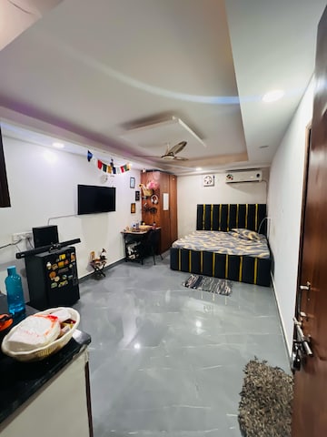 Parking in 1 BHK Builder Floor at Saket – for Rent