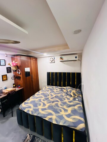 Bedroom in 1 BHK Builder Floor at Saket – for Rent