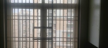 Room in 2 BHK Apartment at Mahagun Mywoods, Sector 16c Greater Noida – for Sale