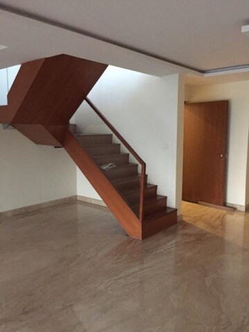 Staircase in 4 BHK Apartment at Cambridge Layout – for Sale