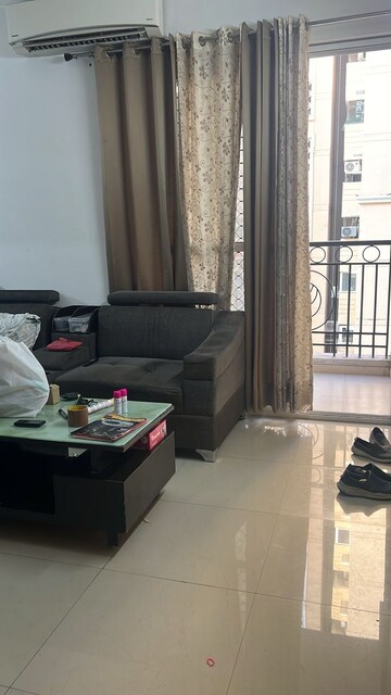 2 BHK Apartment For Rent in Prateek Grand City, Siddharth Vihar