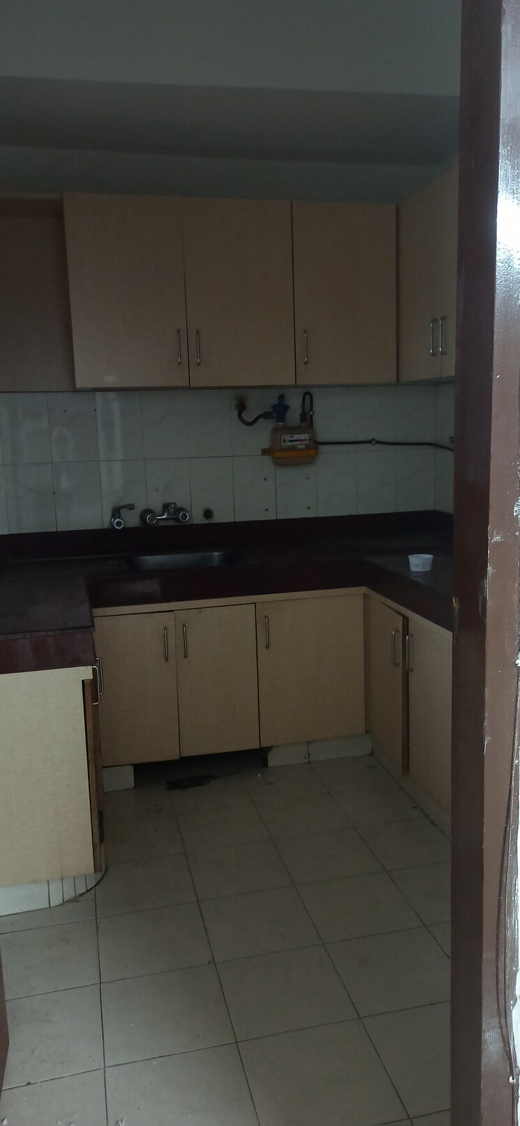 Kitchen, agrim-apartment 3 Bedroom 1600 Sq.Ft. Apartment In Sector 43 Gurgaon 9031689