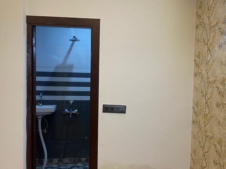 undefined, aya nagar 2 Bedroom 710 Sq.Ft. Builder Floor In Aya Nagar Delhi 9031673