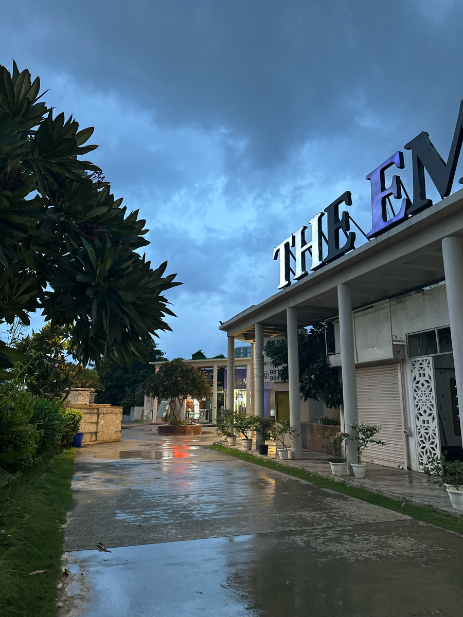 Retail Shop For Sale in Sector 111
