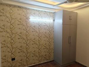 Room in 3 BHK Builder Floor at Arjan Garh – for Sale