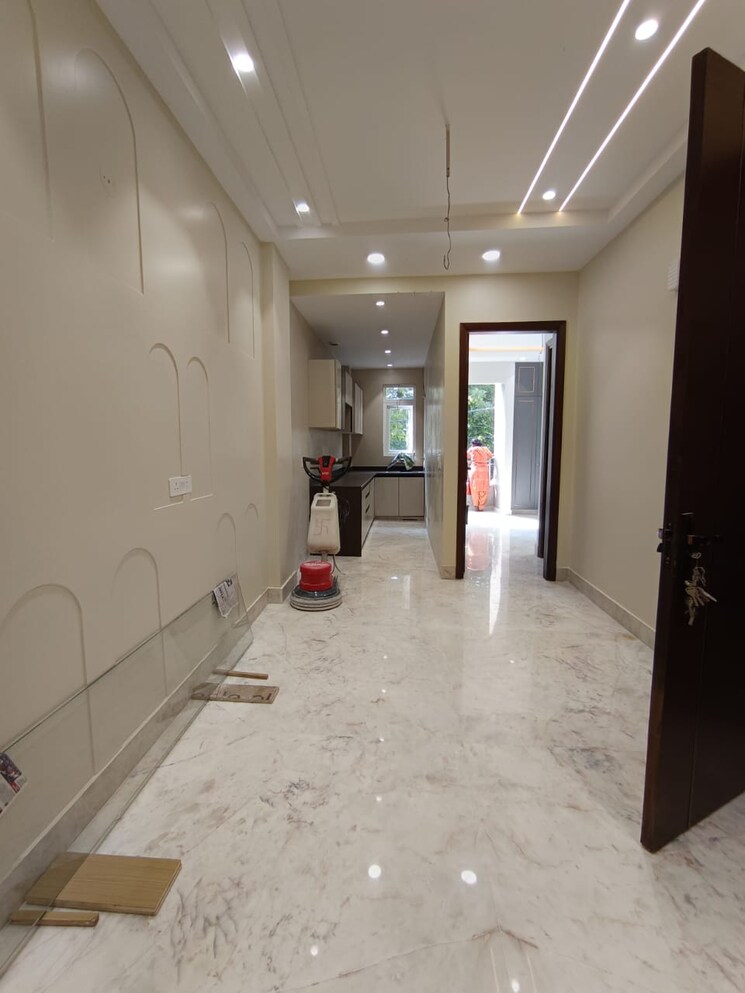 undefined, madhur-apartment 2 Bedroom 1000 Sq.Ft. Apartment In Paschim Vihar Delhi 9031694