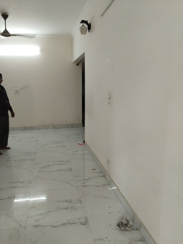 Room, sarita-vihar-pocket-j-rwa 4 Bedroom 2000 Sq.Ft. Apartment In Sarita Vihar Delhi 9031731