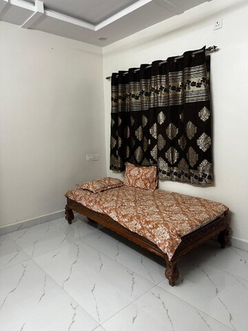 Room in 3 BHK Villa at Mallampet – for Rent