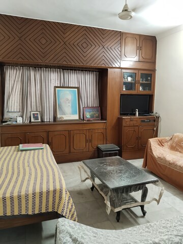 Living Room in 3 BHK Apartment at Sarita Vihar Pocket-G RWA, Sarita Vihar – for Sale