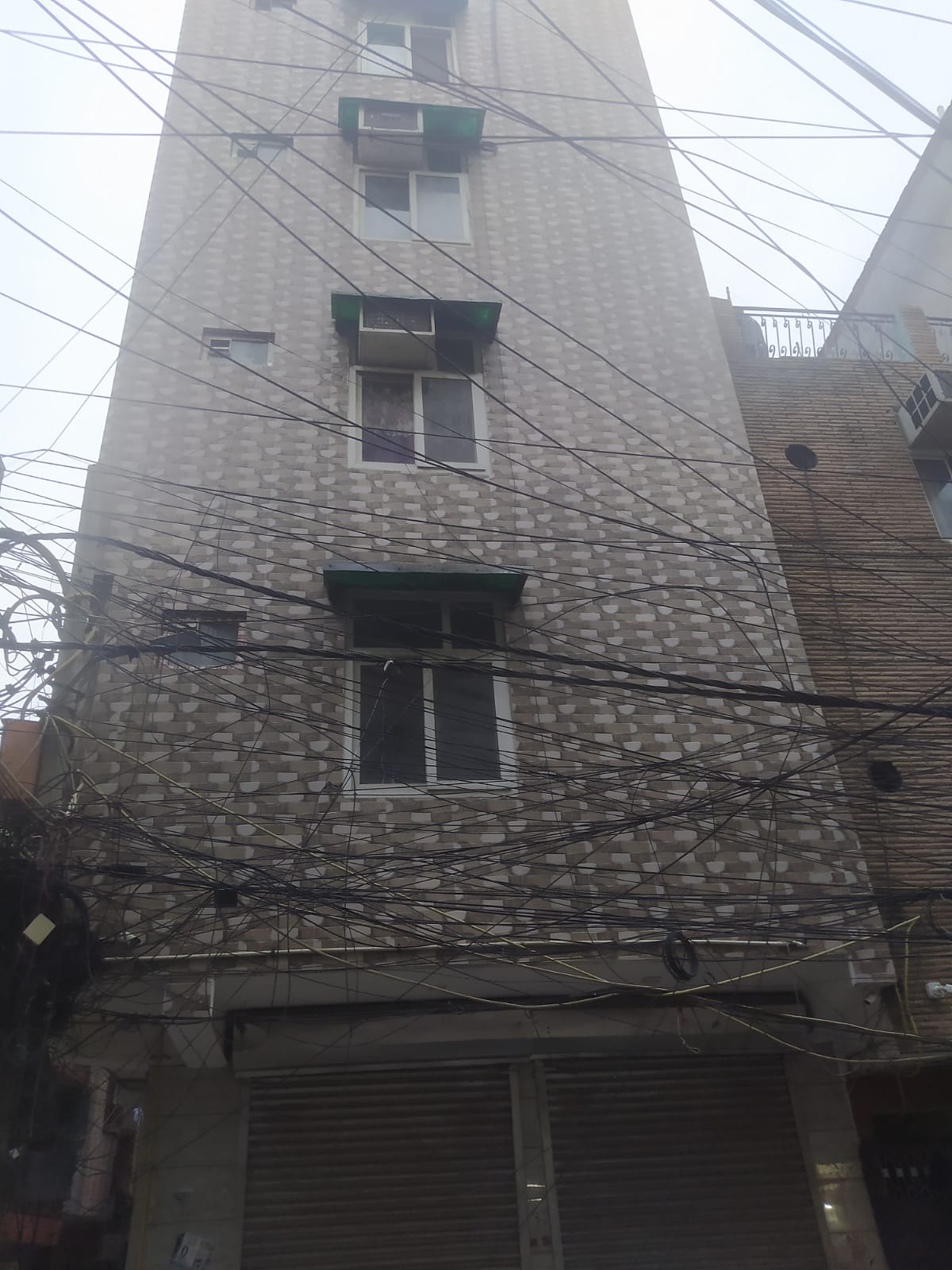 Retail Shop For Sale in Gokul Bhawan