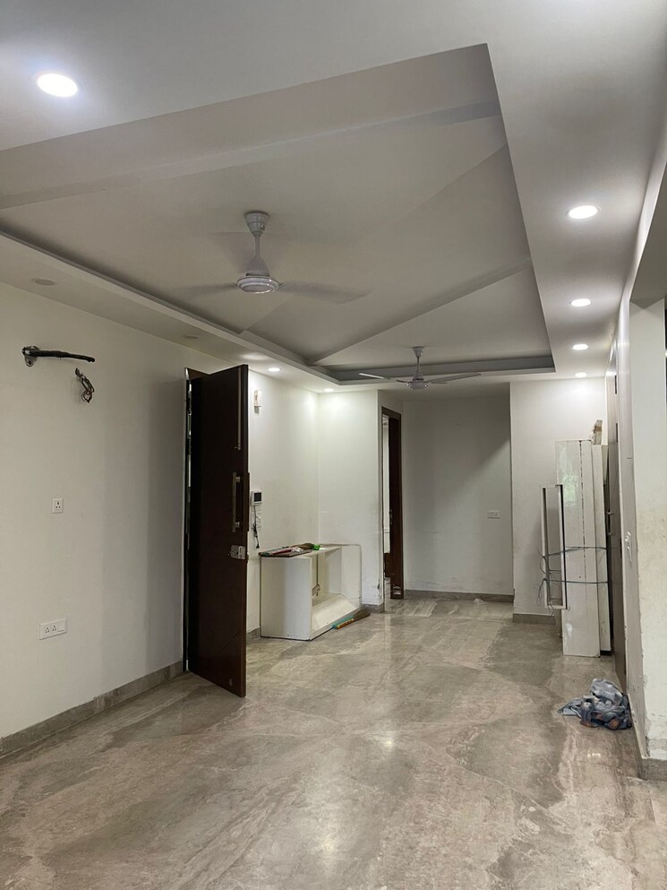 Room, shubh-niketan-apartments 3 Bedroom 1450 Sq.Ft. Apartment In Paschim Vihar Delhi 9031817