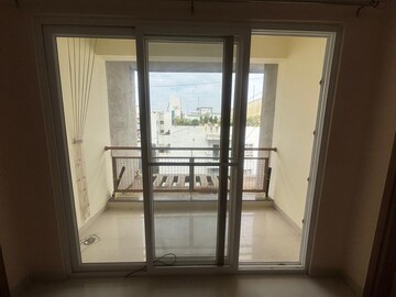 Room in 2 BHK Apartment at Amrutahalli – for Sale