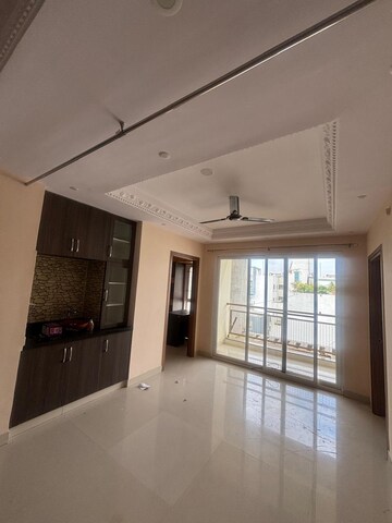 Room in 2 BHK Apartment at Amrutahalli – for Sale