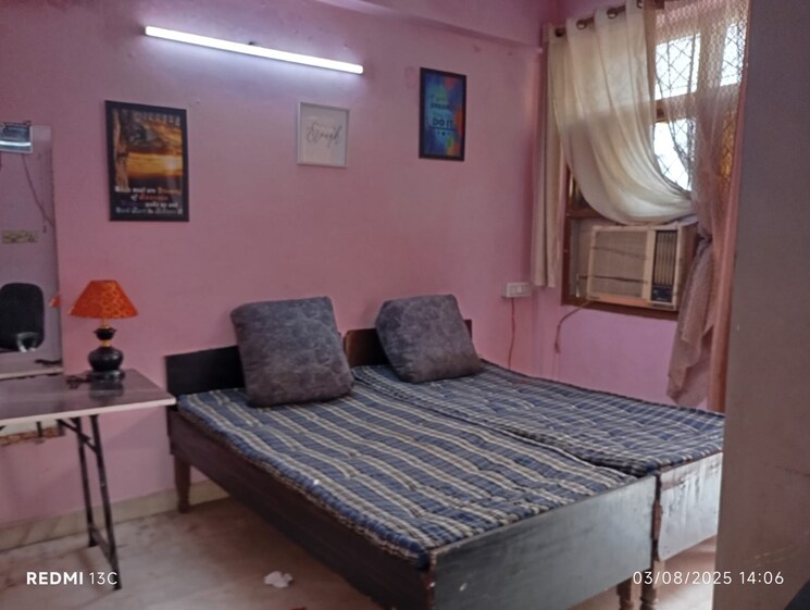 Bedroom, esteem-complex 1 Bedroom 700 Sq.Ft. Builder Floor In Savitri Nagar Delhi 9031843