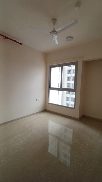 Room in 2 BHK Apartment at STG Atlantis, Panch Pakhadi – for Rent