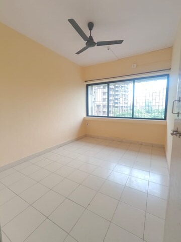 Room in 1 BHK Apartment at New Harvard Garden Chs, Manpada – for Rent