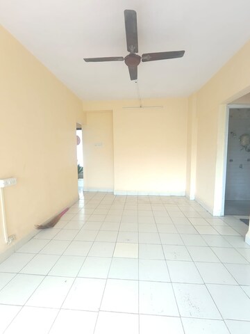 Room in 1 BHK Apartment at New Harvard Garden Chs, Manpada – for Rent