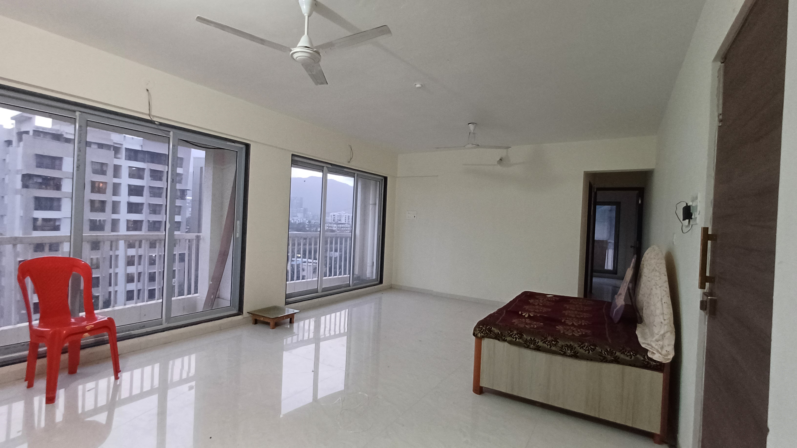 2 BHK + Extra Room Apartment For Rent in Panchpakhadi Jewel