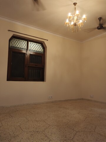2 BHK Builder Floor For Rent in East Of Kailash