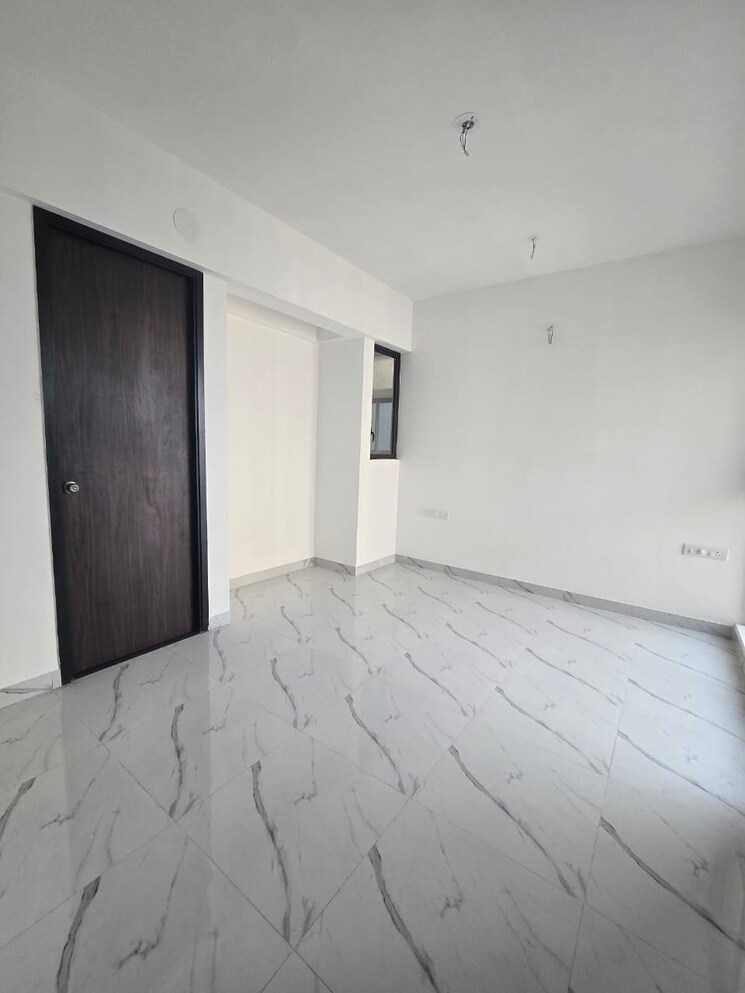 Room, raymond-ten-x-era 2 Bedroom 615 Sq.Ft. Apartment In Pokhran Road No One Thane 9031923