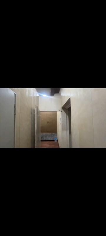 Bedroom in  Office Space at Gomti Nagar – for Rent