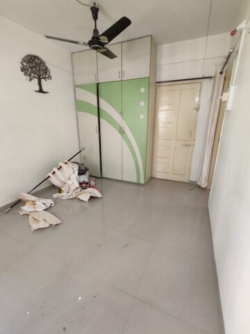 Room in 2 BHK Apartment at Dharampeth – for Rent