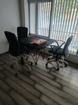 Gym in 2 BHK Apartment at Bini Winspace Amelio, Andheri West – for Sale