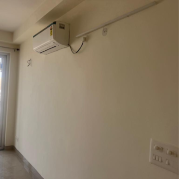 Room in 3 BHK Apartment at Ramprastha Primera, Sector 37d – for Rent
