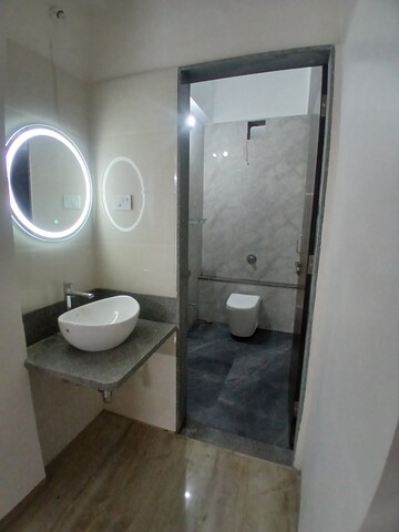 Attached Bathroom in 3 BHK Apartment at Sahakar Nagar – for Rent