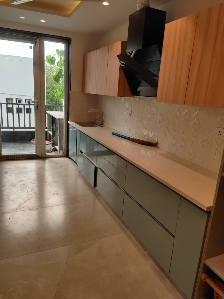 Kitchen, palam-vihar-residents-association 3 Bedroom 3600 Sq.Ft. Builder Floor In Palam Vihar Gurgaon 9031985