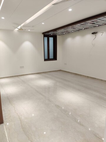 Room in 3 BHK Builder Floor at Palam Vihar Residents Association, Palam Vihar – for Rent