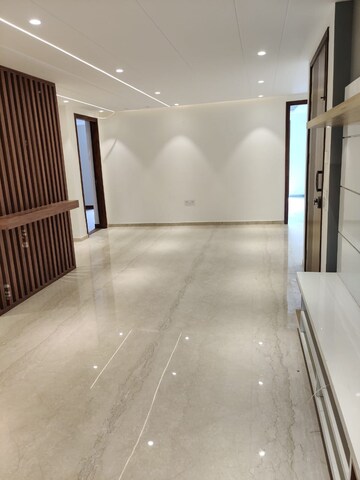 Balcony in 3 BHK Builder Floor at Palam Vihar Residents Association, Palam Vihar – for Rent