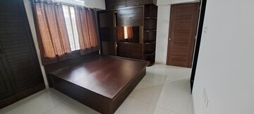Room in 2 BHK Apartment at Kool Homes Green Valley, Bavdhan – for Rent