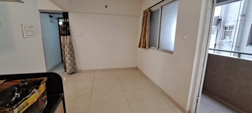 Room in 2 BHK Apartment at Kool Homes Green Valley, Bavdhan – for Rent