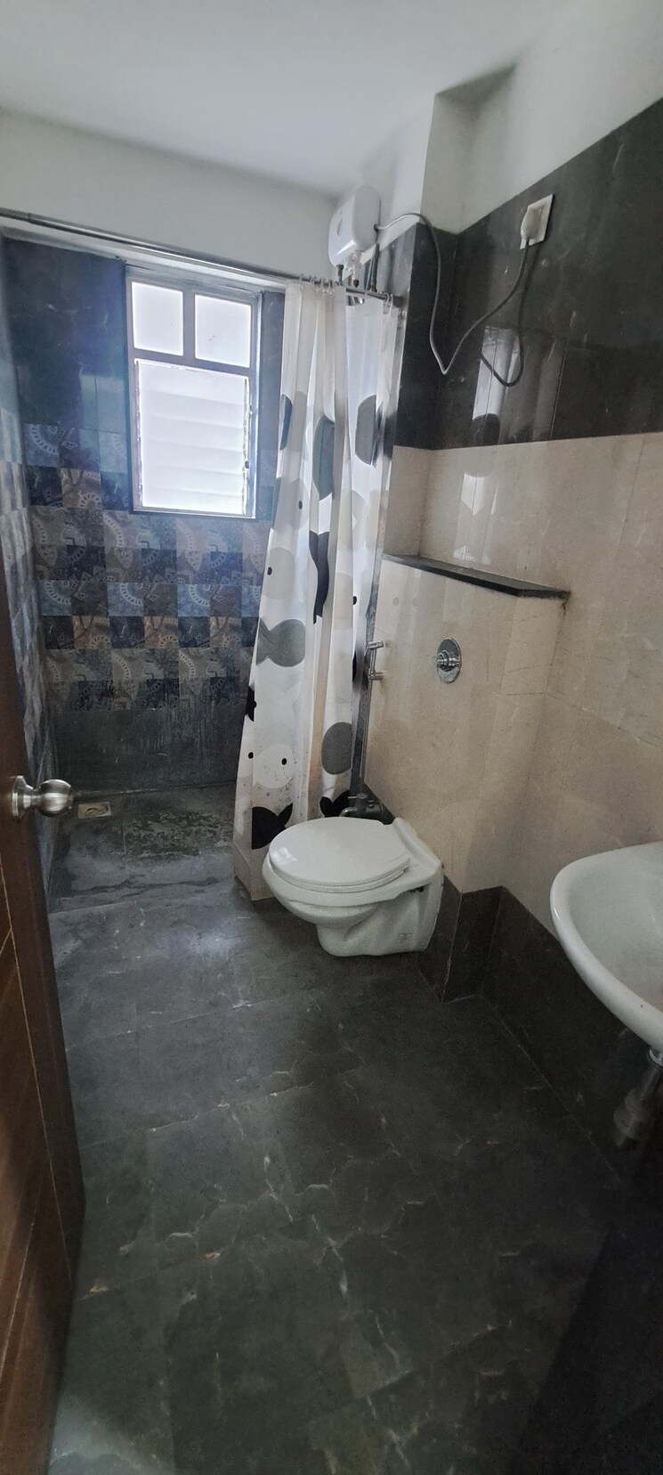 Bathroom, kool-homes-green-valley 2 Bedroom 1300 Sq.Ft. Apartment In Bavdhan Pune 9031989