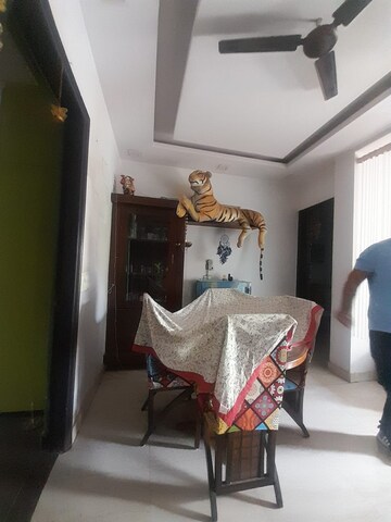 Bedroom in 3 BHK Builder Floor at Ansal Plaza Gurgaon, Palam Vihar – for Rent