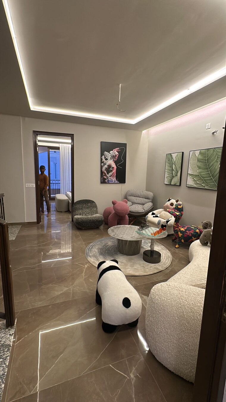 Team Area, ambala highway 5 Bedroom 3500 Sq.Ft. Villa In Ambala Highway Zirakpur 9031993