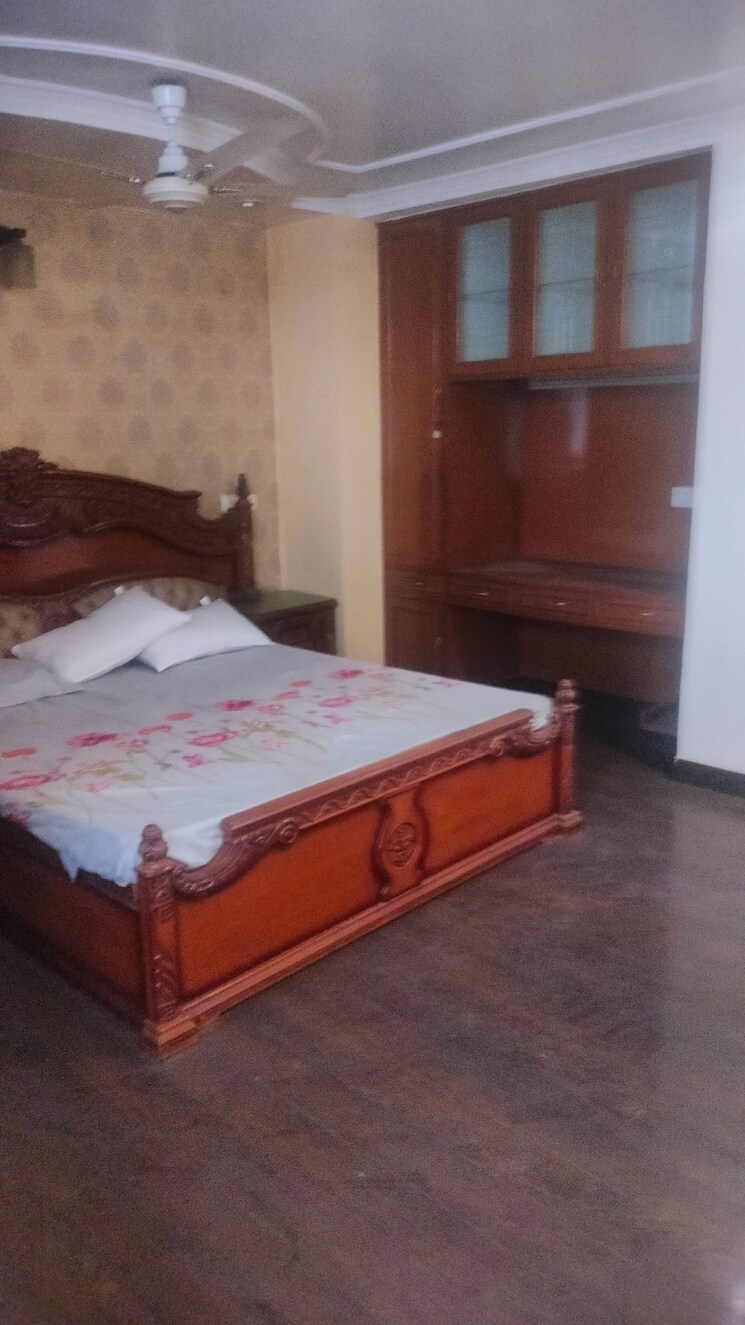 Bedroom, saket 3 Bedroom 300 Sq.Yd. Builder Floor In Saket Delhi 9031994