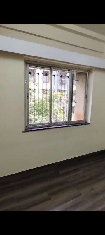 Room in 1 BHK Apartment at Kamgar Nagar CHS Kurla East, Kurla East – for Rent