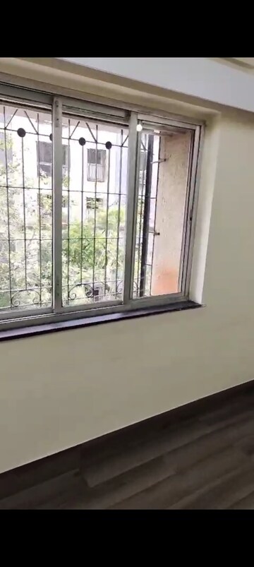 Room in 1 BHK Apartment at Kamgar Nagar CHS Kurla East, Kurla East – for Rent