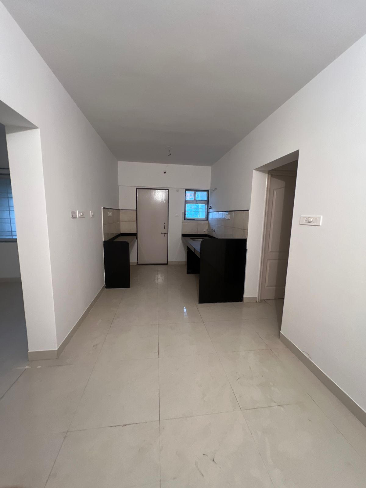 3 BHK + Extra Room 1450 Sq.Ft. Apartment in Blue 27th Avenue