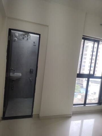 Room in 2 BHK Apartment at Puneet Prime, Kurla – for Rent