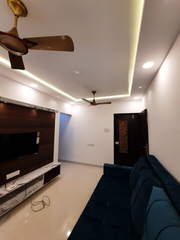 Team Area in 1 RK Apartment at Kurla East – for Rent