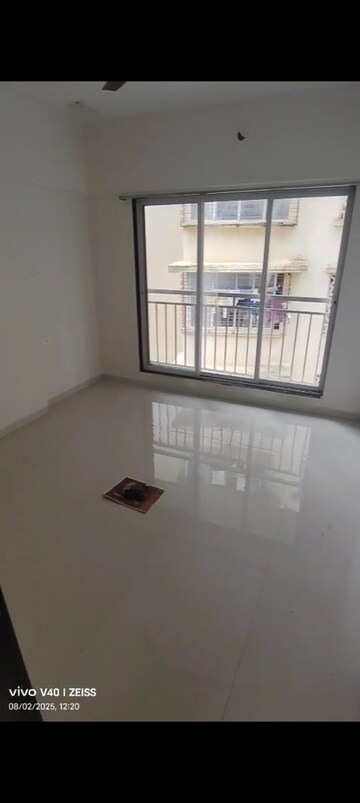 Furnished Amenities in 2 BHK Apartment at Hirani Swanand Oasis, Kurla – for Rent