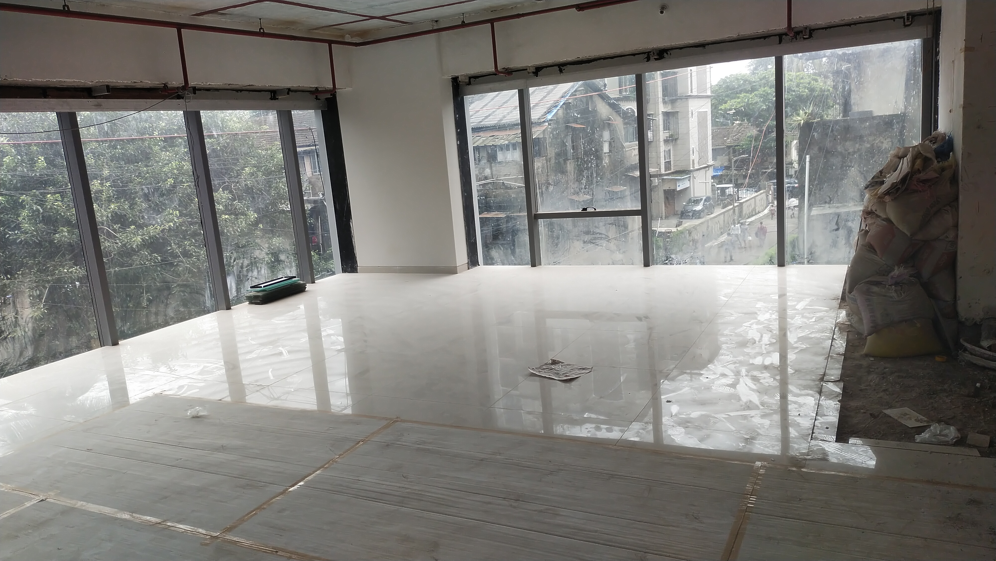 Warehouse For Sale in Raj Industrial Complex