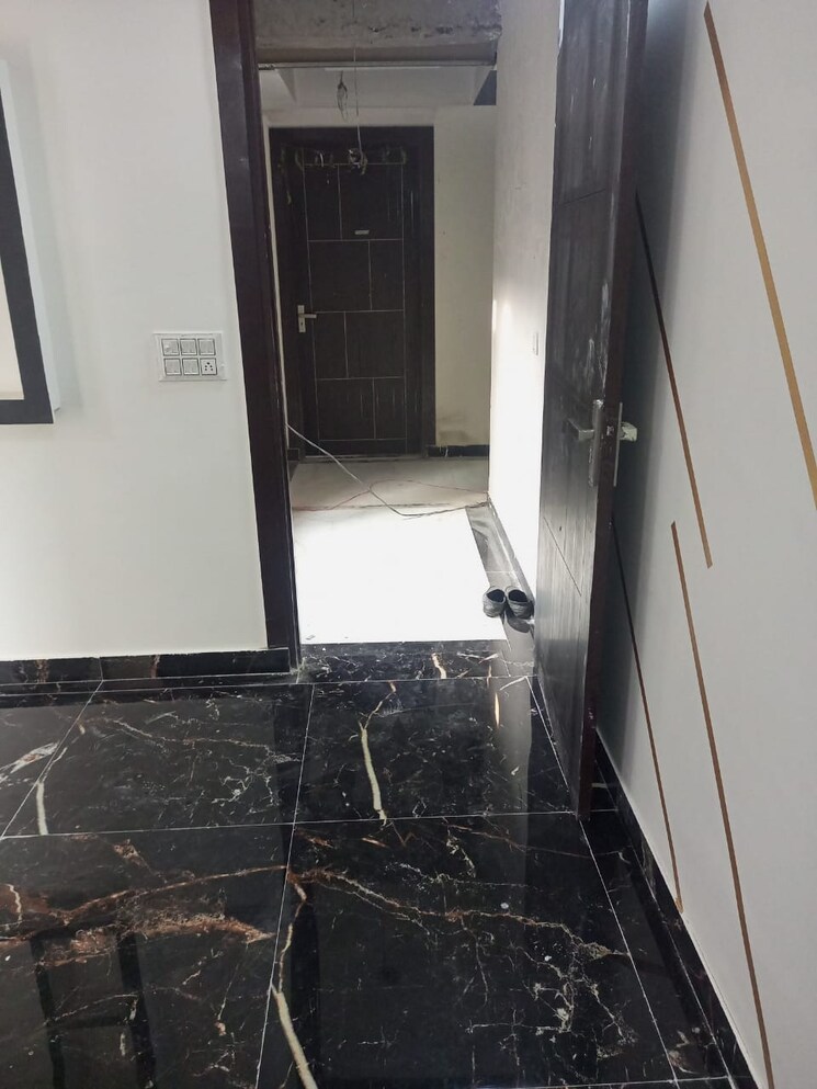 Balcony, sunshine-apartments-sector-73 2 Bedroom 1050 Sq.Ft. Builder Floor In Sector 73 Noida 9032034